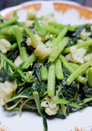 Foto resep Tumis bayam kembang kol