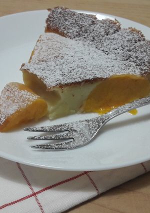 O poză a rețetei Prăjitură cu piersici.