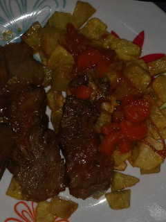 Una foto de Lengua de ternera con patatas