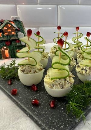 Фото Новогодняя закуска из яиц 🎄.