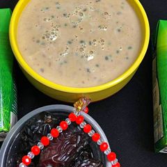 A picture of Date Banana Shake.