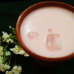 A picture of Rose Buttermilk.