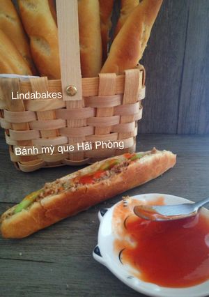 Hình của món Bánh mỳ que Hải Phòng.