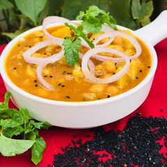 A picture of Kalonji Channay Aloo.