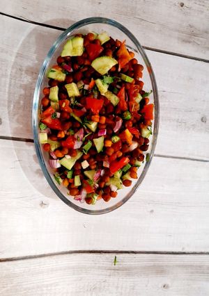 A picture of Healthy Salad.
