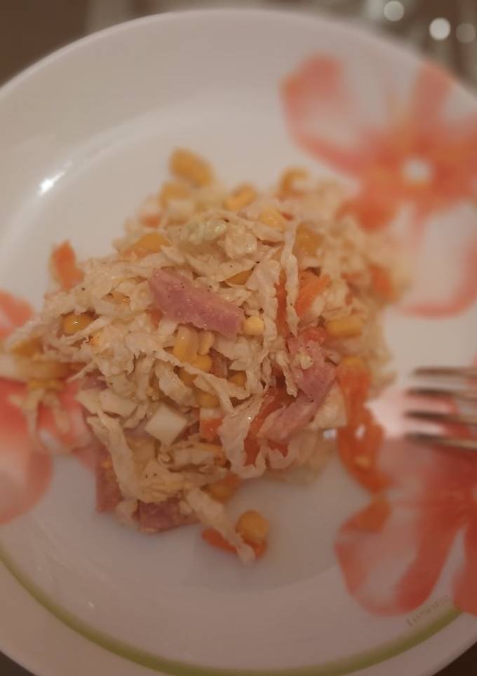 Салат с сухариками
