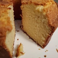 A picture of Nine Egg Pound Cake.