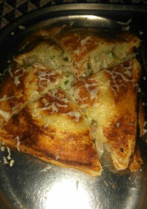 A picture of Cheese sandwich.