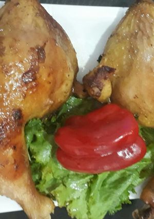 A picture of Grilled chicken thighs.
