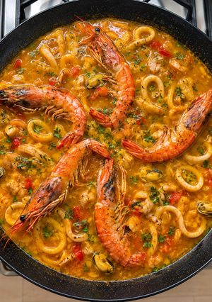 Una foto de Cazuela de mariscos a mi manera