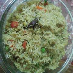 A picture of Vegetables biryani.