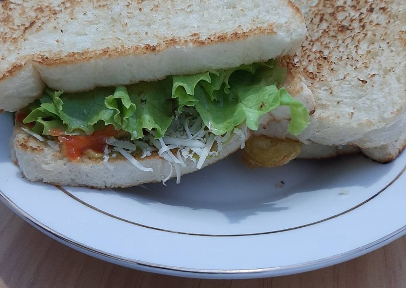 Simple sandwich saus alpukat