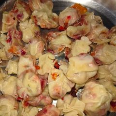 A picture of Veg Momos.