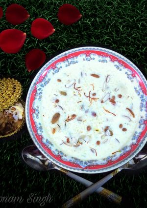 मेवा और चावल की खीर(mawa chawal ki kheer recipe in hindi) रेसिपी मुख्य फोटो