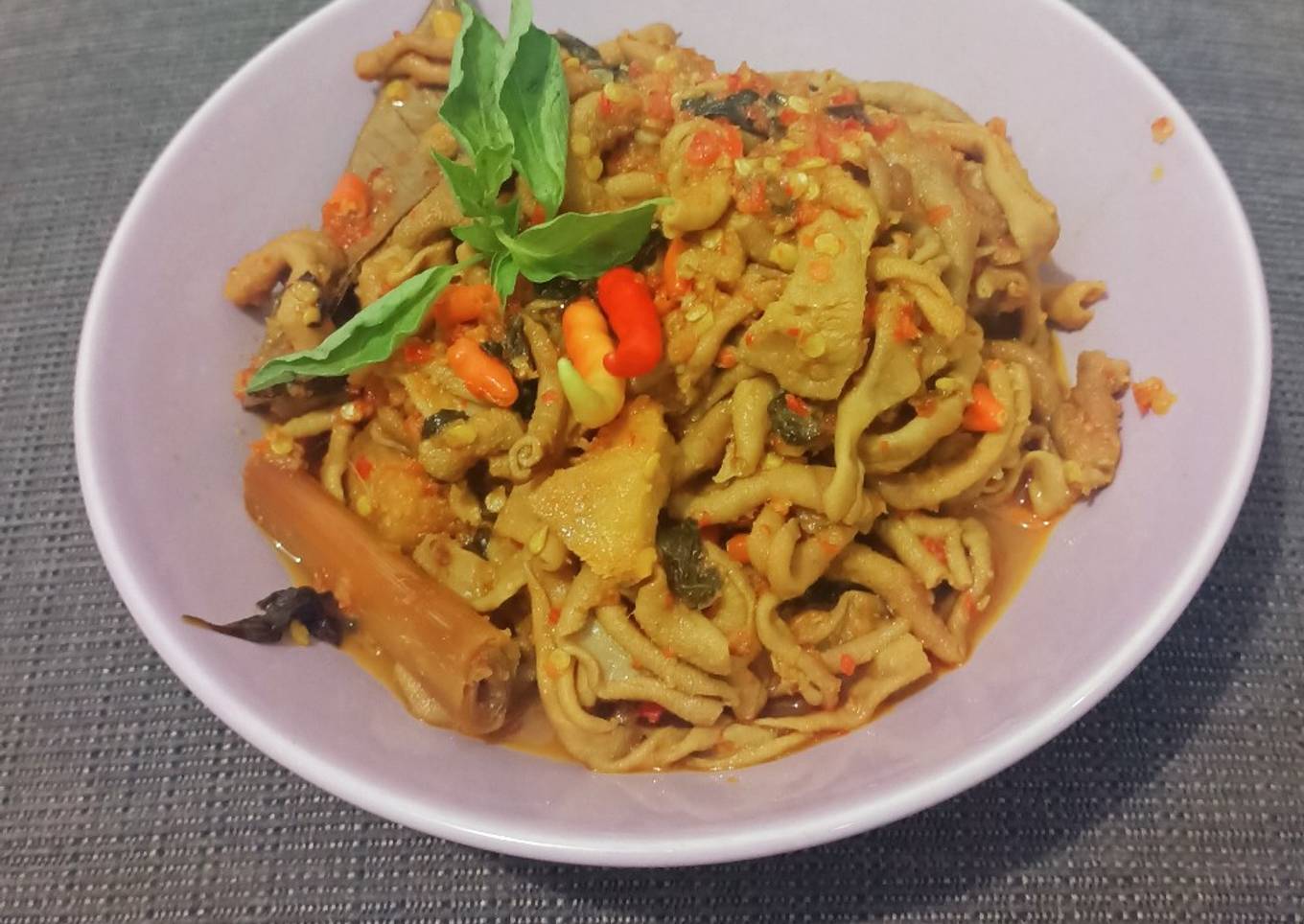 Usus kecap pedas kemangi