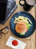 Chicken Cheese burger ala cafe