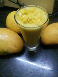 A picture of Mango smoothie.