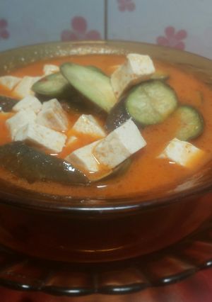 Foto resep Kuah Merah Tahu Campur Terong