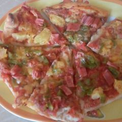A picture of Pineapple and Brawn Pizza.
