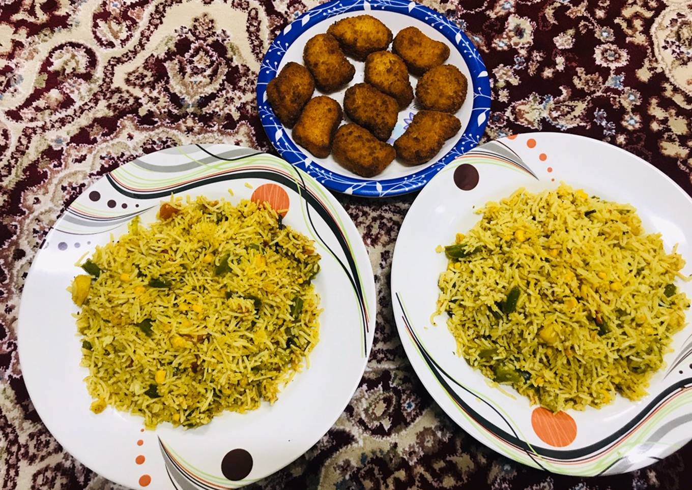 Chicken nuggets & veg fried rice