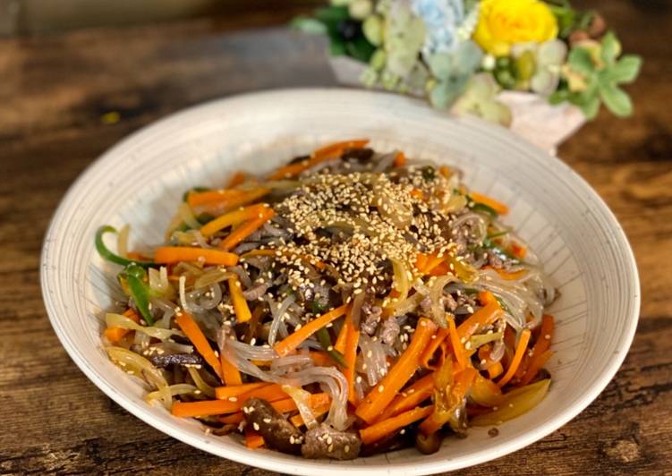 Recipe of Any-night-of-the-week Korean Noodle ‘Japchae’ 잡채