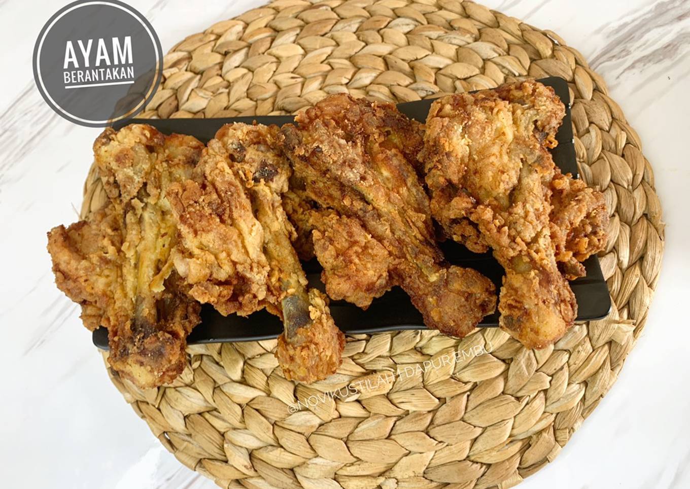 Ayam berantakan