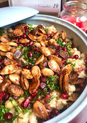 A picture of Fatteh Hummus فتة حمص.