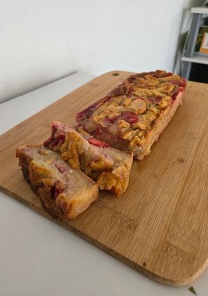 Une photo de Cake Pommes/Fraises