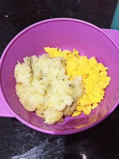 Foto resep Mashed Potato with Scrambled Egg (MPASI 9M)