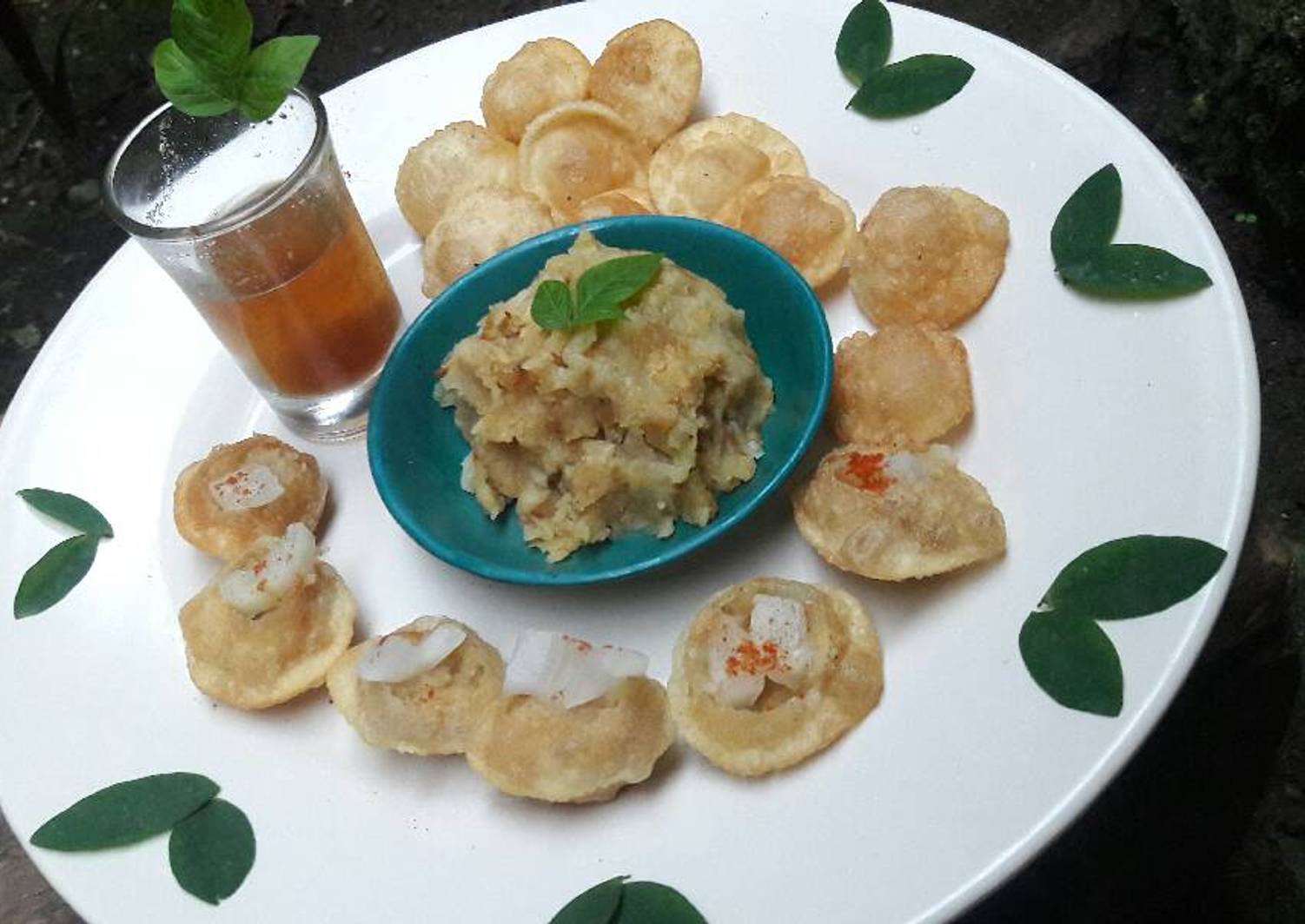 Resep Indian Pani Puri / Golgappa oleh Nanda ShellyLiew Resep Indian Pani Puri / Golgappa oleh Nanda ShellyLiew