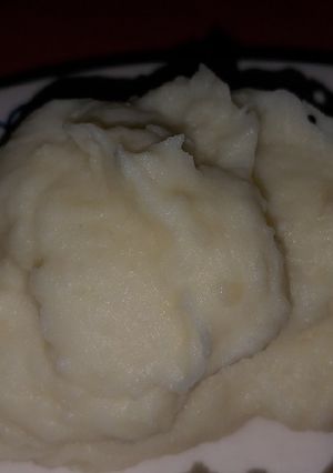 Una foto de Puré de papá cremoso ♡