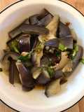 Salade chinoise d’aubergines à la vapeur