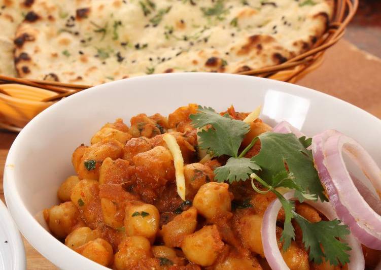 Recipe of Super Quick Homemade Pindi ke chole