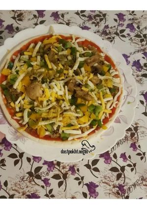 عکسی از دستور پیتزا قارچ و گوشت