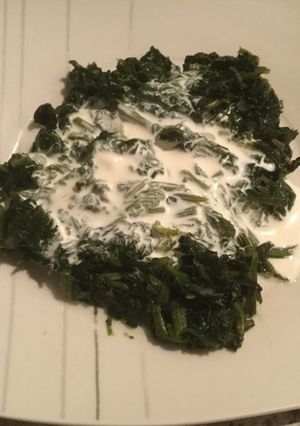 Una foto de Espinacas con crema