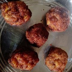 Eggday (Crispy Prawn Egg Balls) A picture of Eggday (Crispy Prawn Egg Balls).