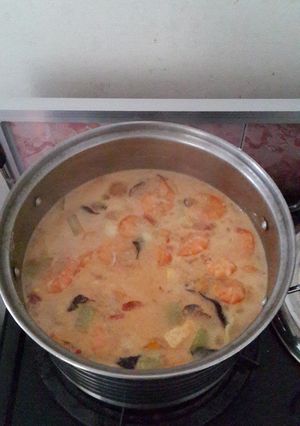 Foto resep Tom yam udang sayur jamur