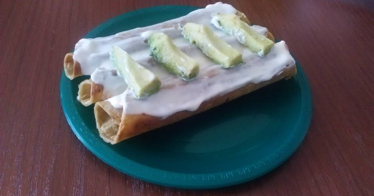 Flautas de atún Receta de Fathy Padilla Cookpad