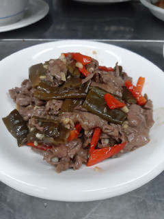 剝皮辣椒炒牛肉 的食譜成品照片