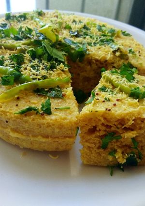 A picture of Instant Dhokla.