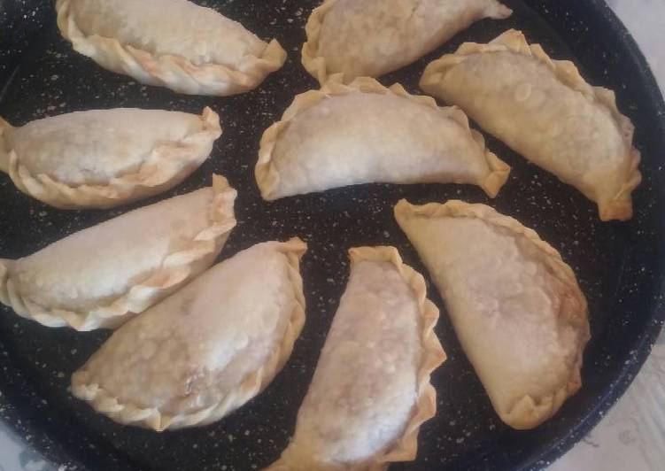 Empanadas De Caballa Y Atún Receta De Facundo Piñero Cookpad