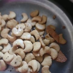 A picture of Masala kaju.
