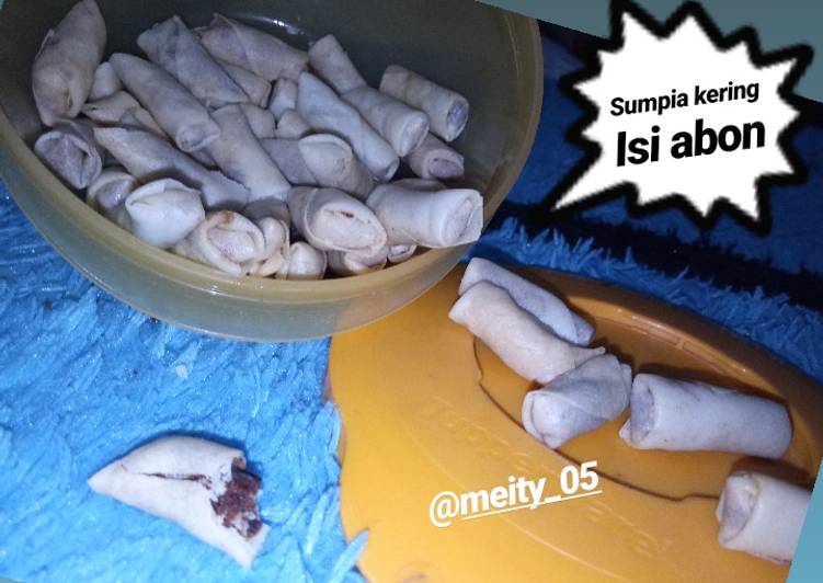 Sumpia kering isi abon