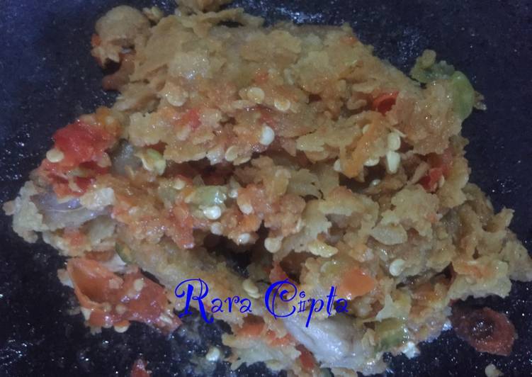Resep Ayam Crispy Geprek 3 Bahan oleh abc - Cookpad