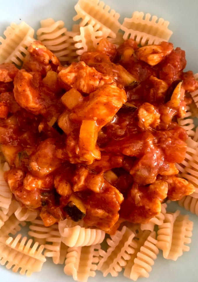 Una foto de Pechuga de pollo al curry