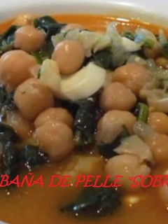 Una foto de Garbanzos con bacalao "potaje"