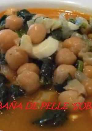 Foto principal de Garbanzos con bacalao "potaje"