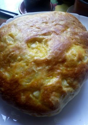 Фото Вкусный осетинский пирог с картофелем и сыром.