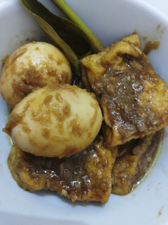 Foto resep Semur Tahu Telor Niqmaatt