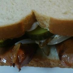 A picture of Hotdog and Onion Sandwich.
